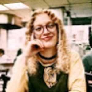 Meet your Posher, Elise